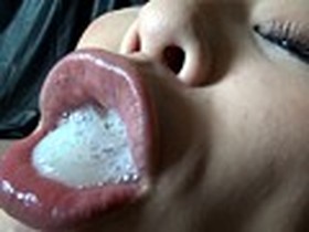 下品な口がチ○ポ臭すぎる生尺主婦 広瀬奈々美　サンプル画像09